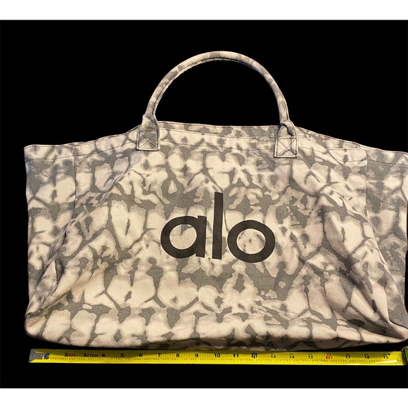 ALO Yoga Bags Alo Yoga Shopper Tote Grey Tie Dye Canvas Oversized